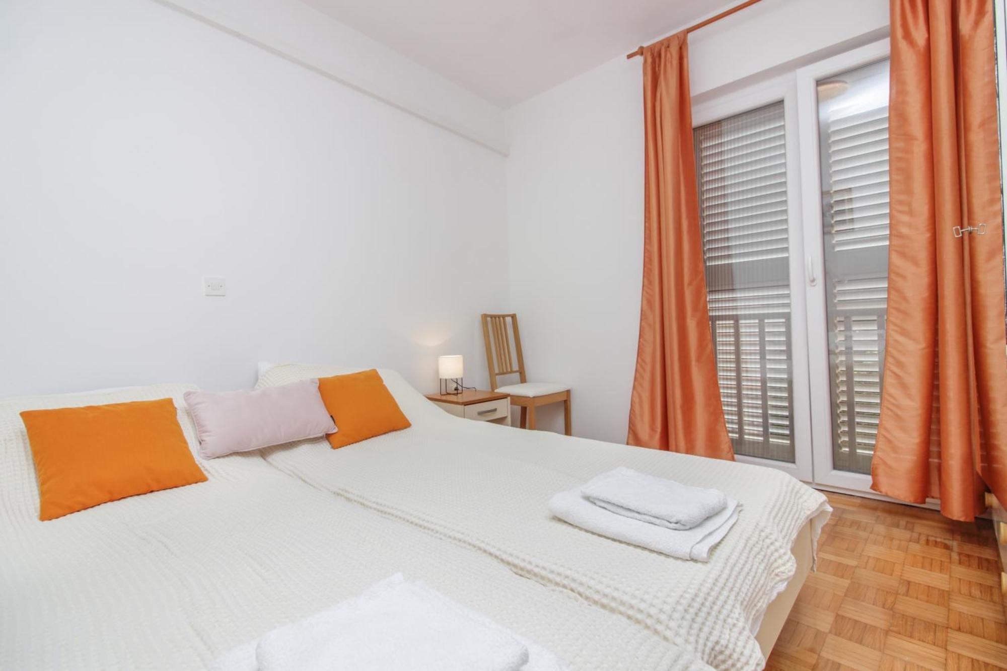 Apartments And Rooms With Parking Space Nin, Zadar - 5805 Værelse billede