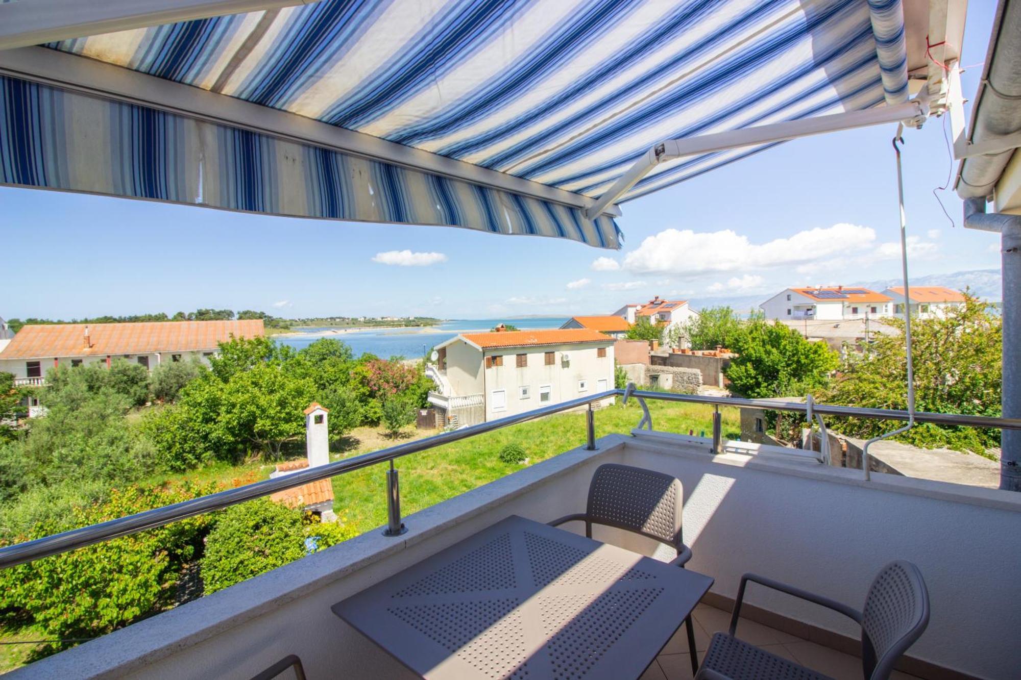 Apartments And Rooms With Parking Space Nin, Zadar - 5805 Eksteriør billede